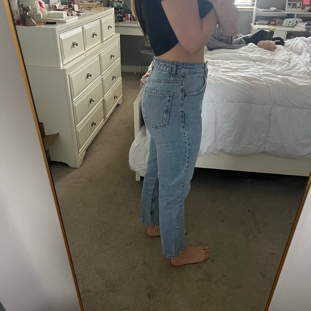 Zara Mom Jean - Picture 3 of 5